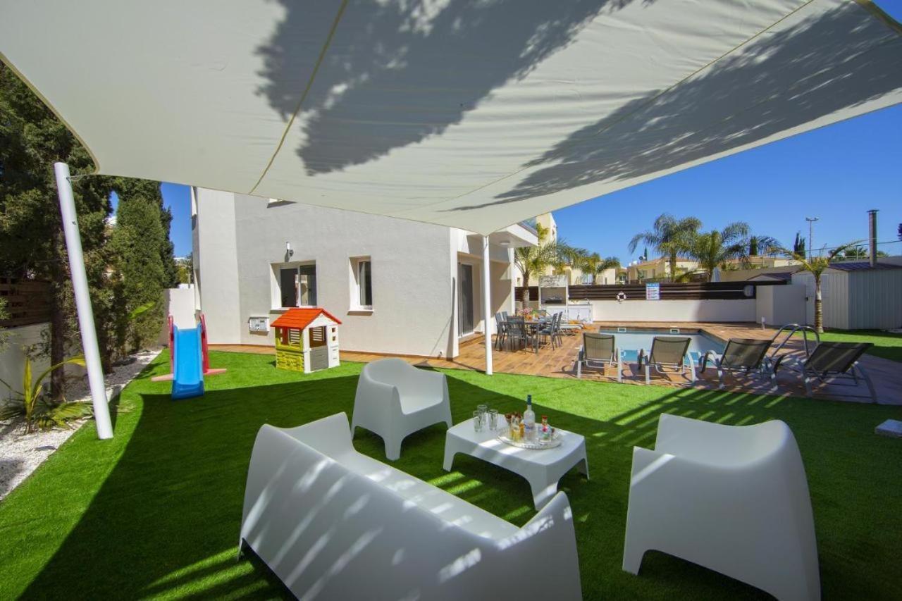 Tsokkos Family Villa - Pool Garden 2' Walk To Beach Protaras Ngoại thất bức ảnh