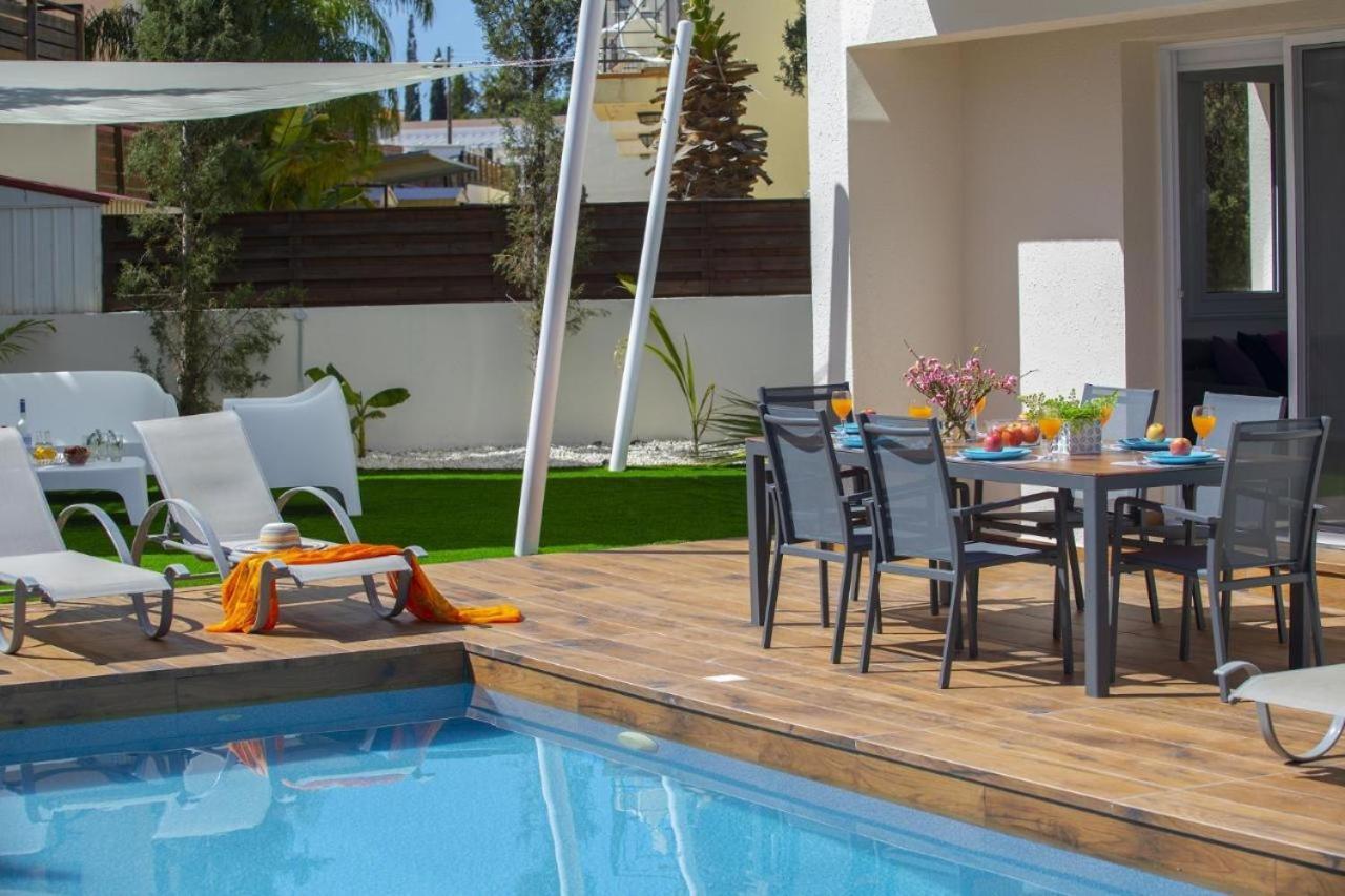 Tsokkos Family Villa - Pool Garden 2' Walk To Beach Protaras Ngoại thất bức ảnh